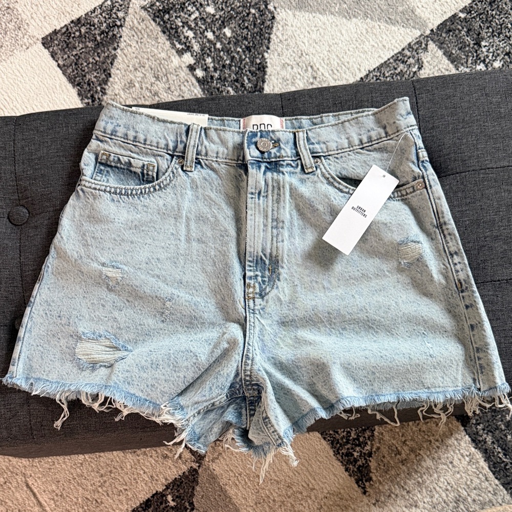 NWT BDG A-Line Denim Shorts Size 28